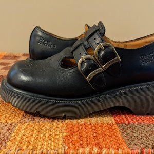 Dr. Marten Vintage 90s Mary Janes